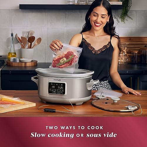 Crock-Pot 7 Quart Programmable Cook & Carry Slow Cooker - 366